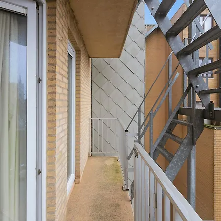 Διαμέρισμα In Near Belgium Pier